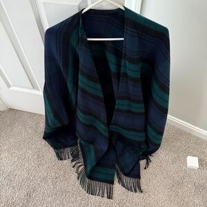 Vineyard vines black watch plaid cape